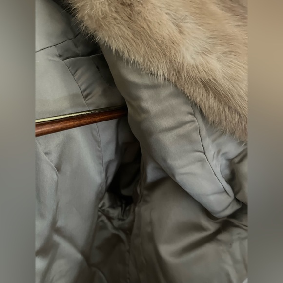 Gorgeous Vintage Peter Pan Collared Fur - Picture 11 of 13